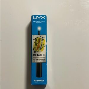 NYX Metallic Eyeliner in Blue